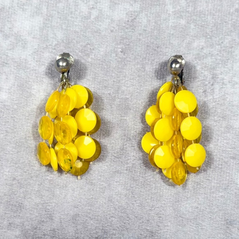 Vtg Yellow Lucite Disc Cascade Dangle Clip On Earrings Waterfall Cluster 60s 70s